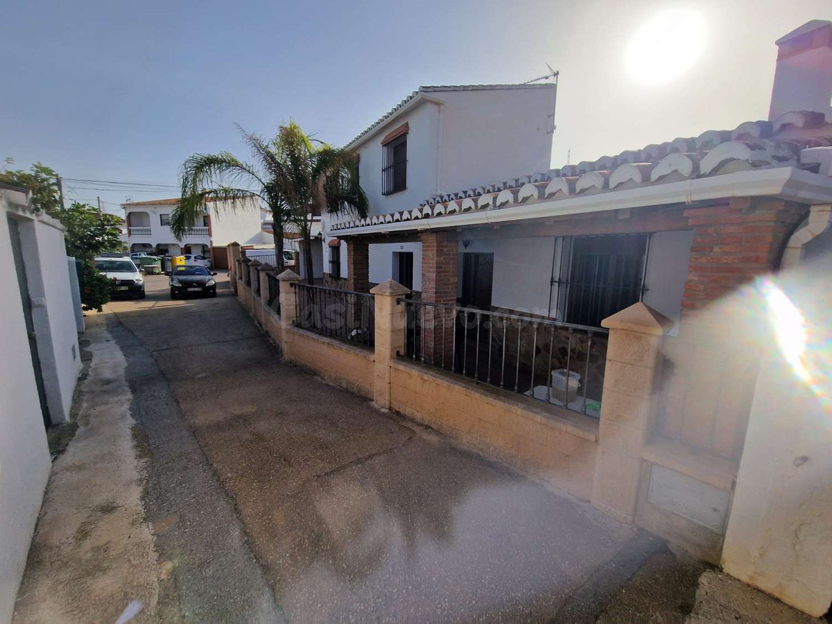Chalet 5 habitaciones 360m² en venta - Alora pueblo