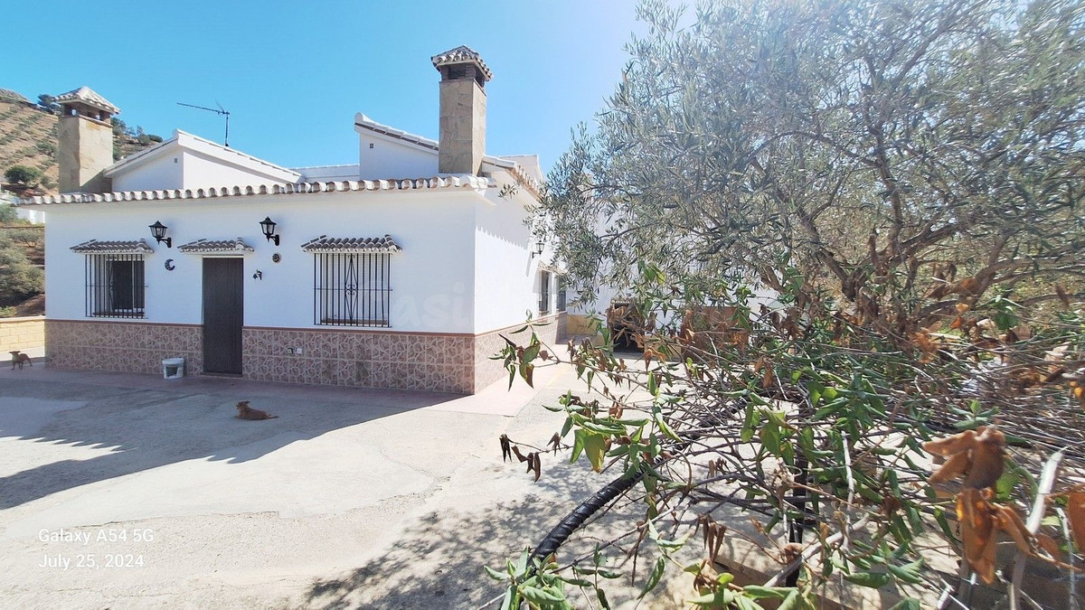 Finca rústica 4 habitaciones 96m² en venta - Alora pueblo