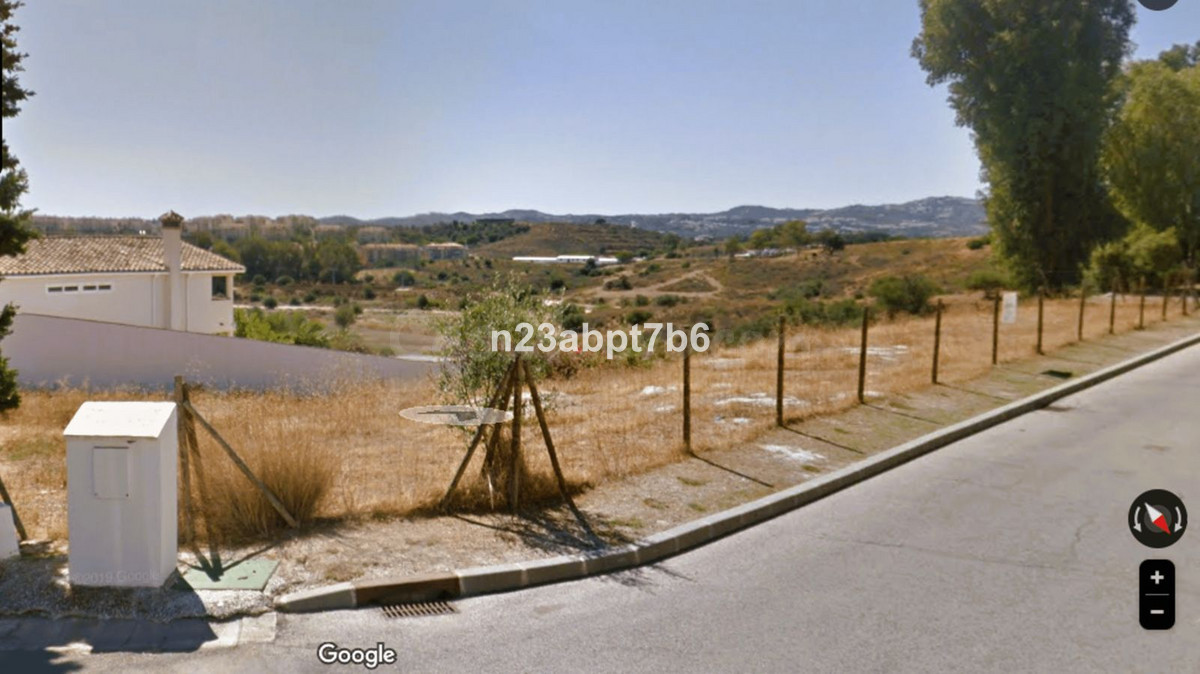Terreno edificable en Mijas con proyecto incluido