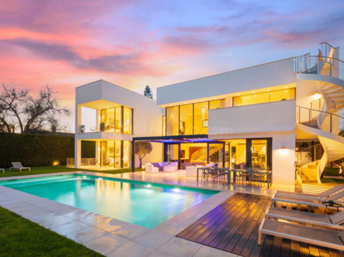 Chalet 7 habitaciones 587m² en venta - Marbella