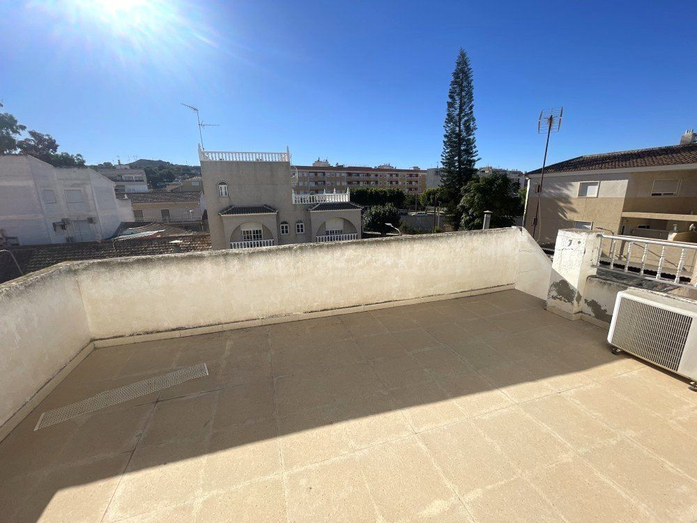 Casa 5 habitaciones 325m² en venta - Pueblo 5