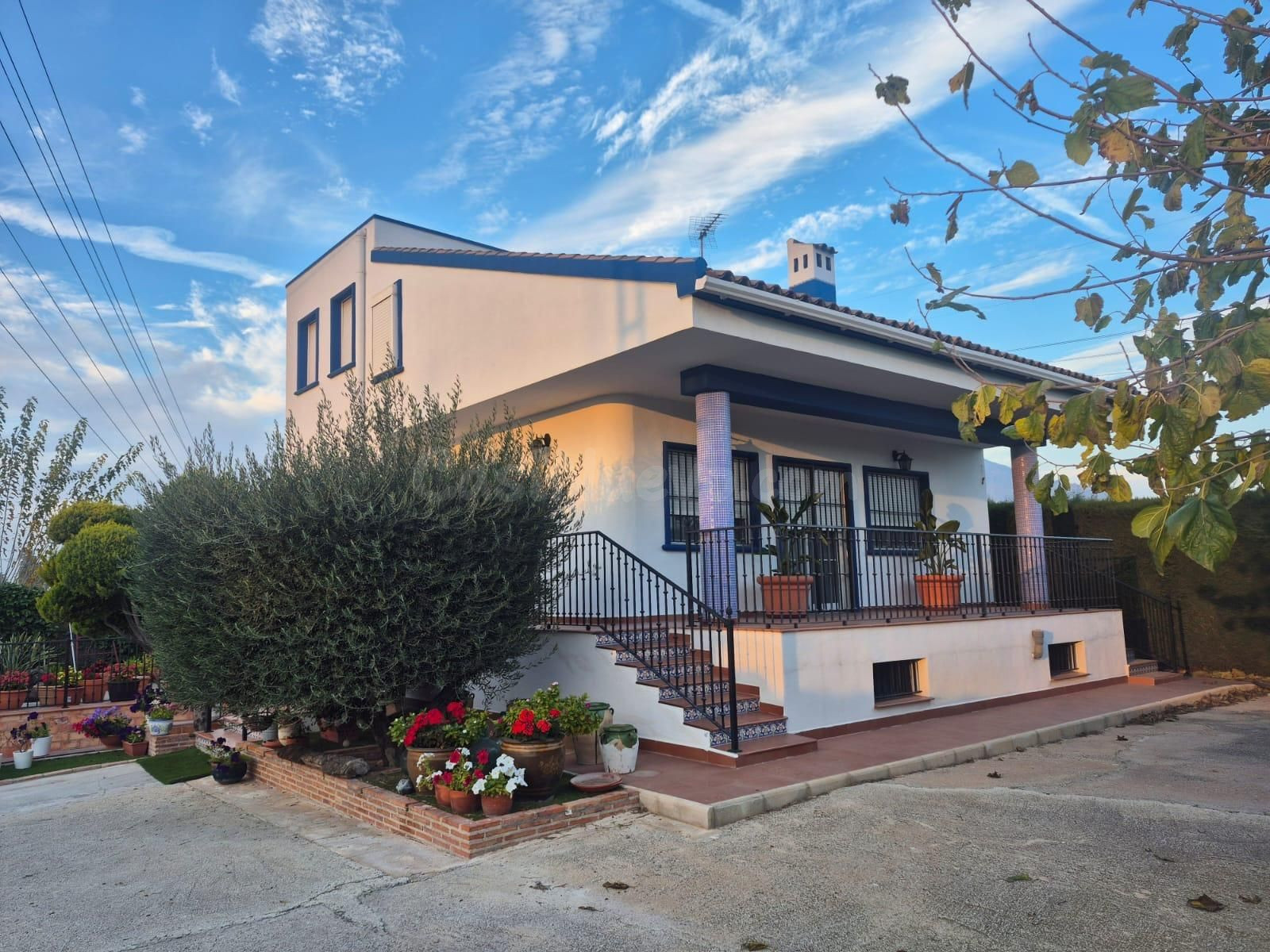 Finca rústica 3 habitaciones 170m² en venta - Casco Históric