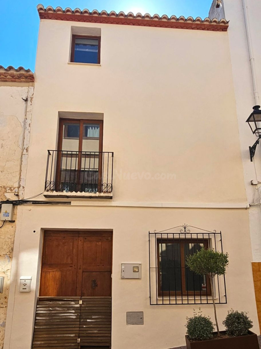 Casa 3 habitaciones 197m² en venta - Benitachell