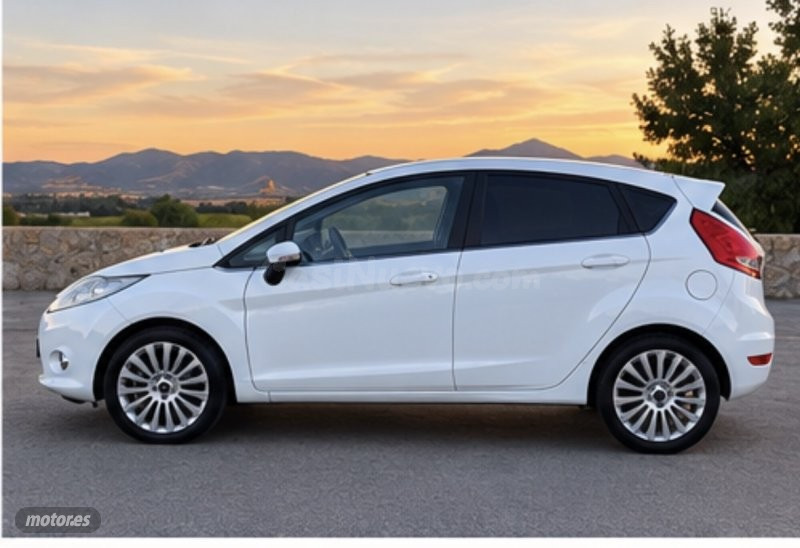 Ford Fiesta - foto 4