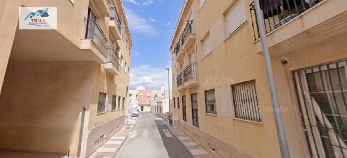 Venta de piso en Roquetas de Mar, Almería.