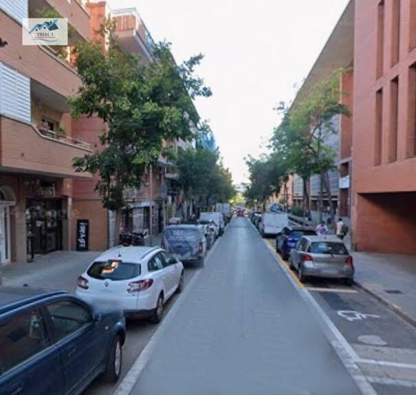 Venta de piso en Cornella de Llobregat, Barcelona.