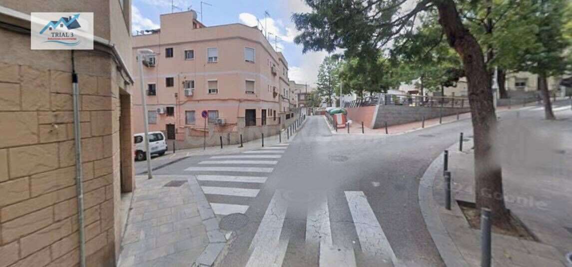 Venta piso en Santa Coloma de Gramenet (Barcelona)