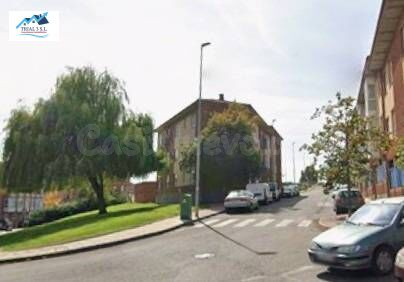 Venta de Garaje en Villaquilambre (León)