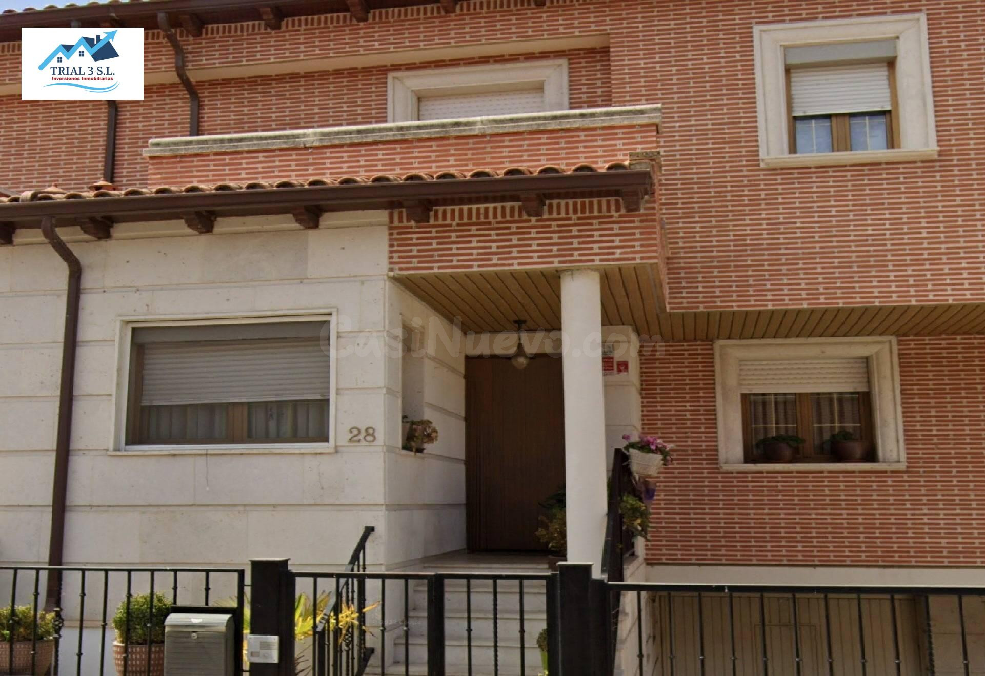 Venta de Casa Adosada en Laguna de Duero (Valladolid)
