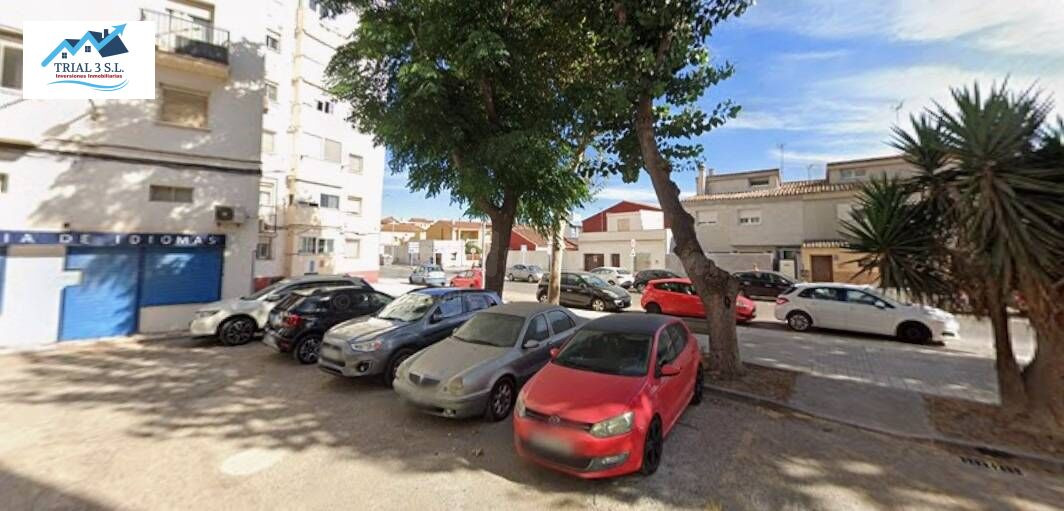Venta de piso en la Línea de la Concepción (Cádiz)