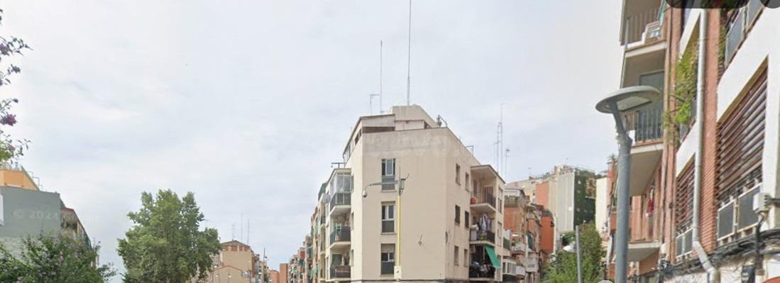 PISO EN BADALONA