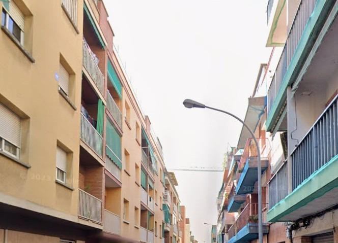 PISO EN  CERDANYOLA DEL VALLES