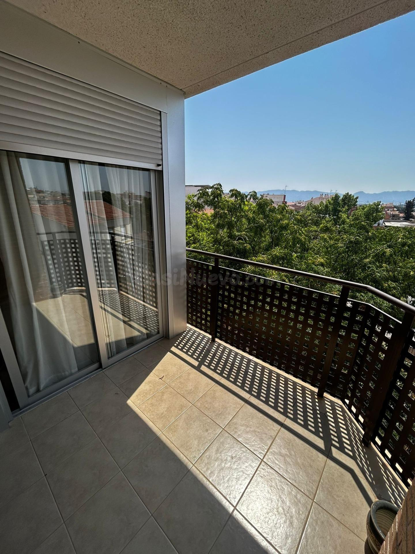 Espléndido Piso en La Ñora - Oportunidad Única por €184,000