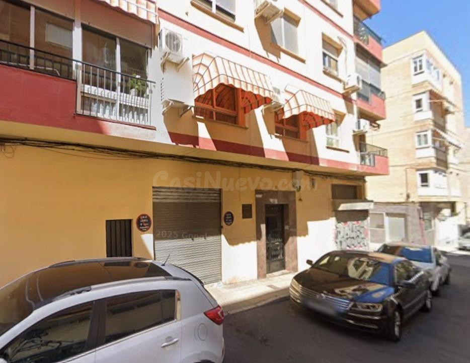 Local comercial 206m² en venta - Ctra. Circunvalación - La Magdalena