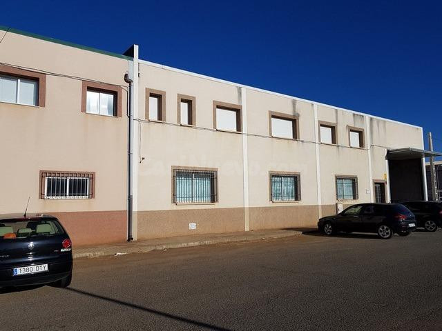 Se vende Local Comercial en Ciudad Real Sin Posesión