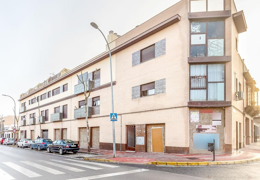 Venta de Conjunto de Plazas de Garaje en Dos Hermanas
