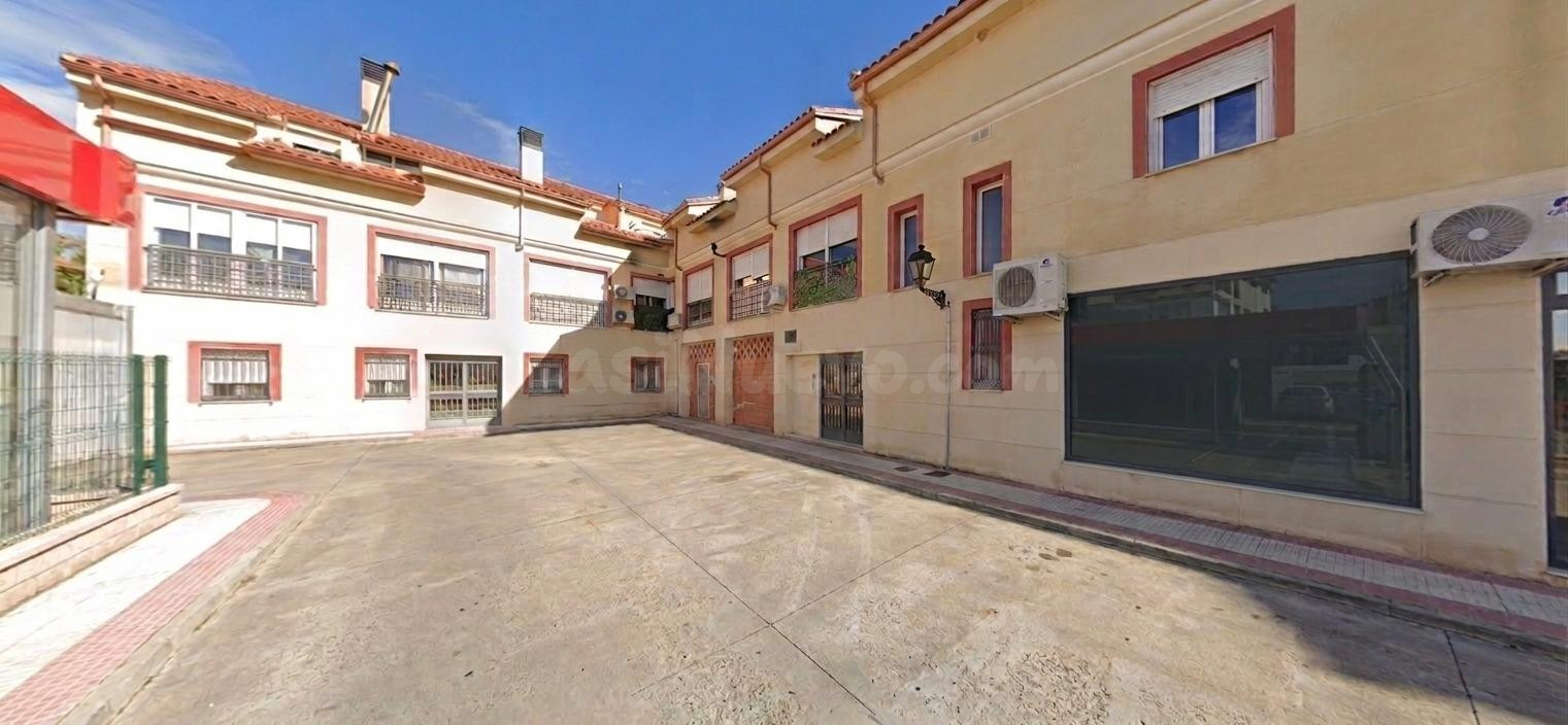 Venta de Vivienda en Pozo de Guadalajara. Activo Inmobiliario Sin Posesión, No se puede Visitar