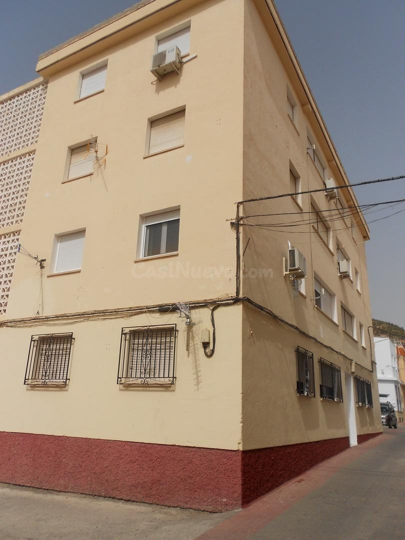 Venta de piso sin posesión (no visitable) en Alhama de Almería - Almería