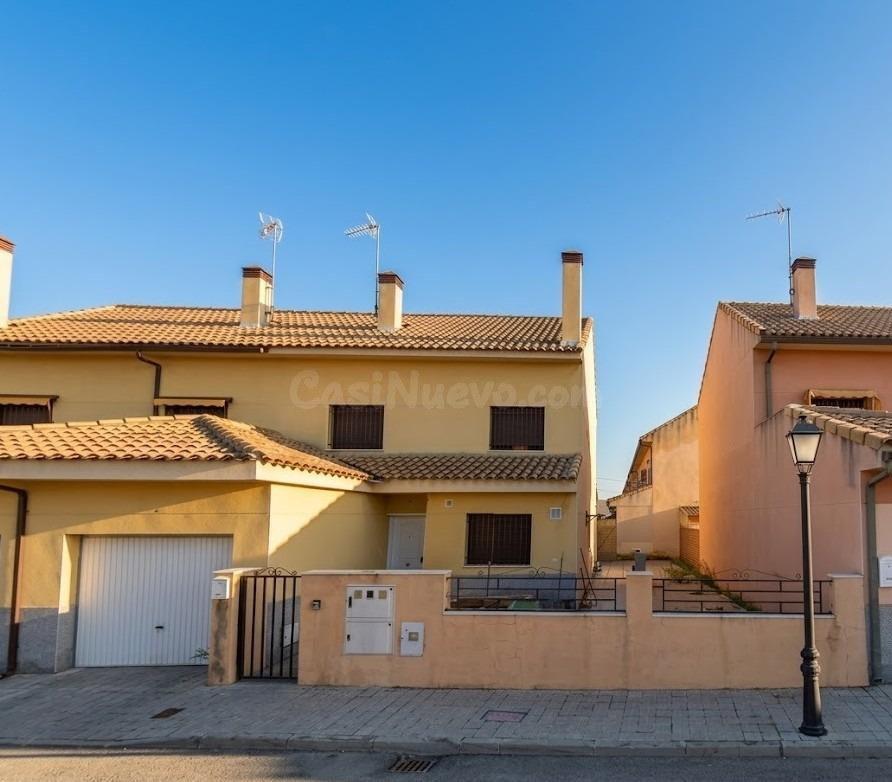 Unifamiliar en venta en Numancia de la Sagra (Toledo). Sin posesión (No visitable)
