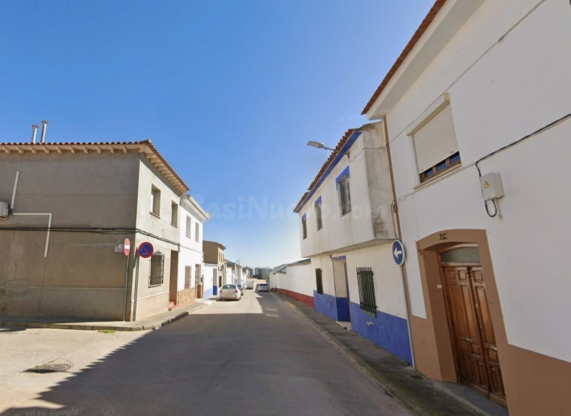 Casa de pueblo en venta en Campo de Criptana (Ciudad Real). Sin posesión (No visitable)