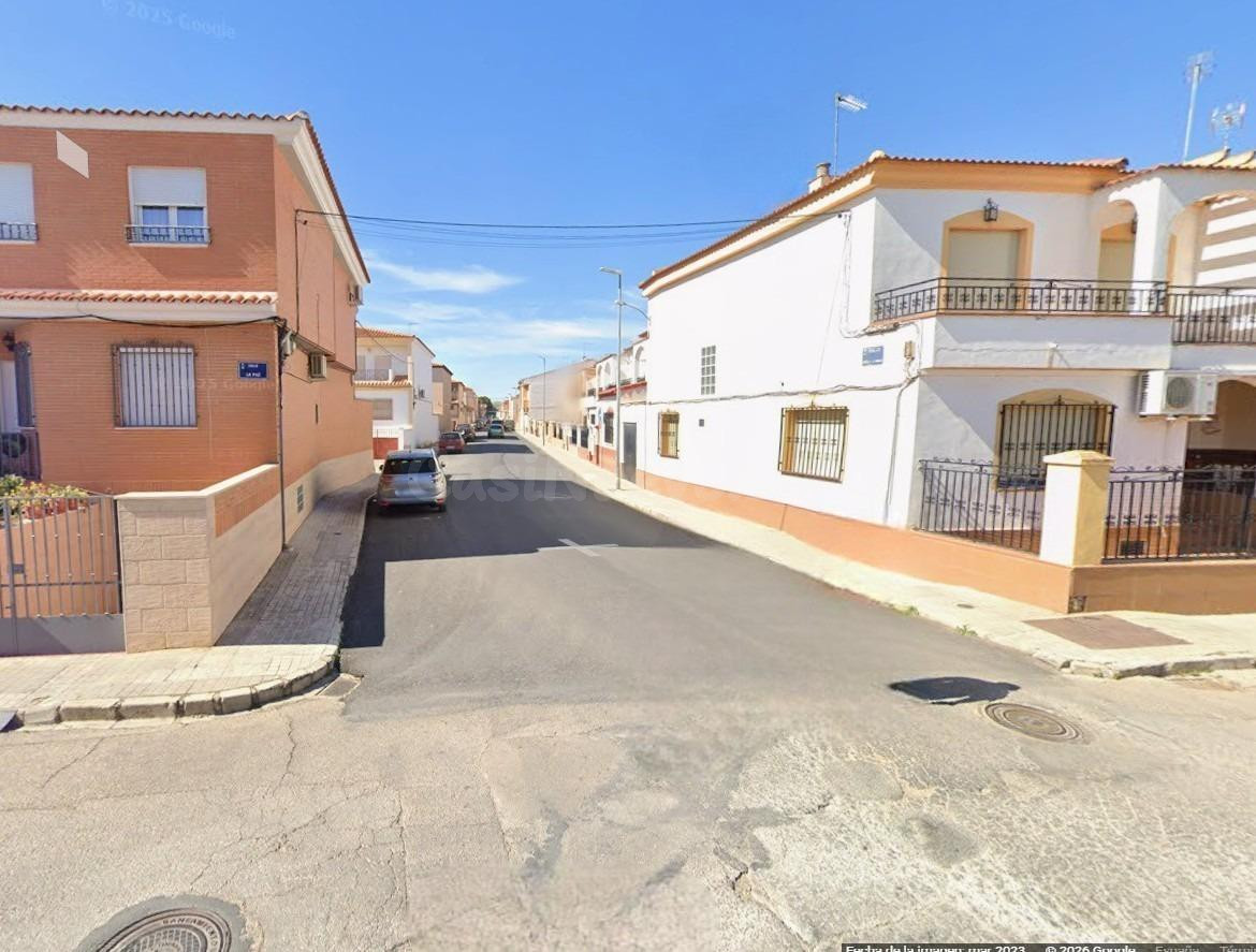 Adosado en venta en Tomelloso (Ciudad Real). Sin posesión (No visitable)