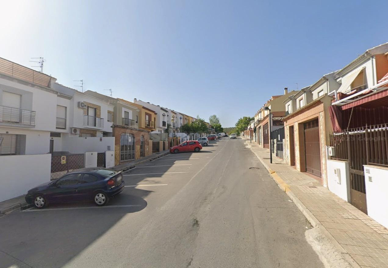 Adosado en Lucena, Córdoba. Activo inmobiliario SIN POSESIÓN, NO SE PUEDE VISITAR