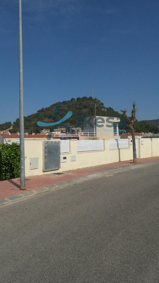 VENTA DE CASA EN RONDA DE BERA, TARRAGONA. ACTIVO INMOBILIARIO SIN POSESIÓN, NO SE PUEDE VISITAR.