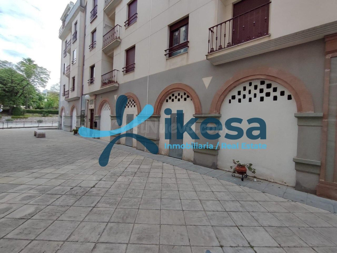 Venta de Local Comercial en Torredonjimeno, Jáne. - foto 4
