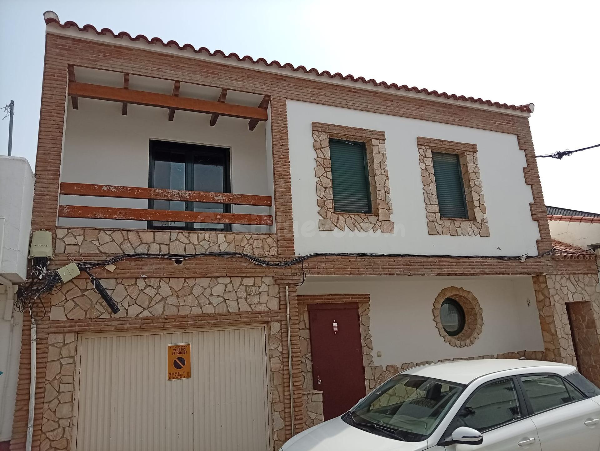 VENTA FLASH. Casa en venta en Jimena de la Frontera (Cádiz) – 320 m2 | Amplia vivienda de dos plantas con gran potencial
