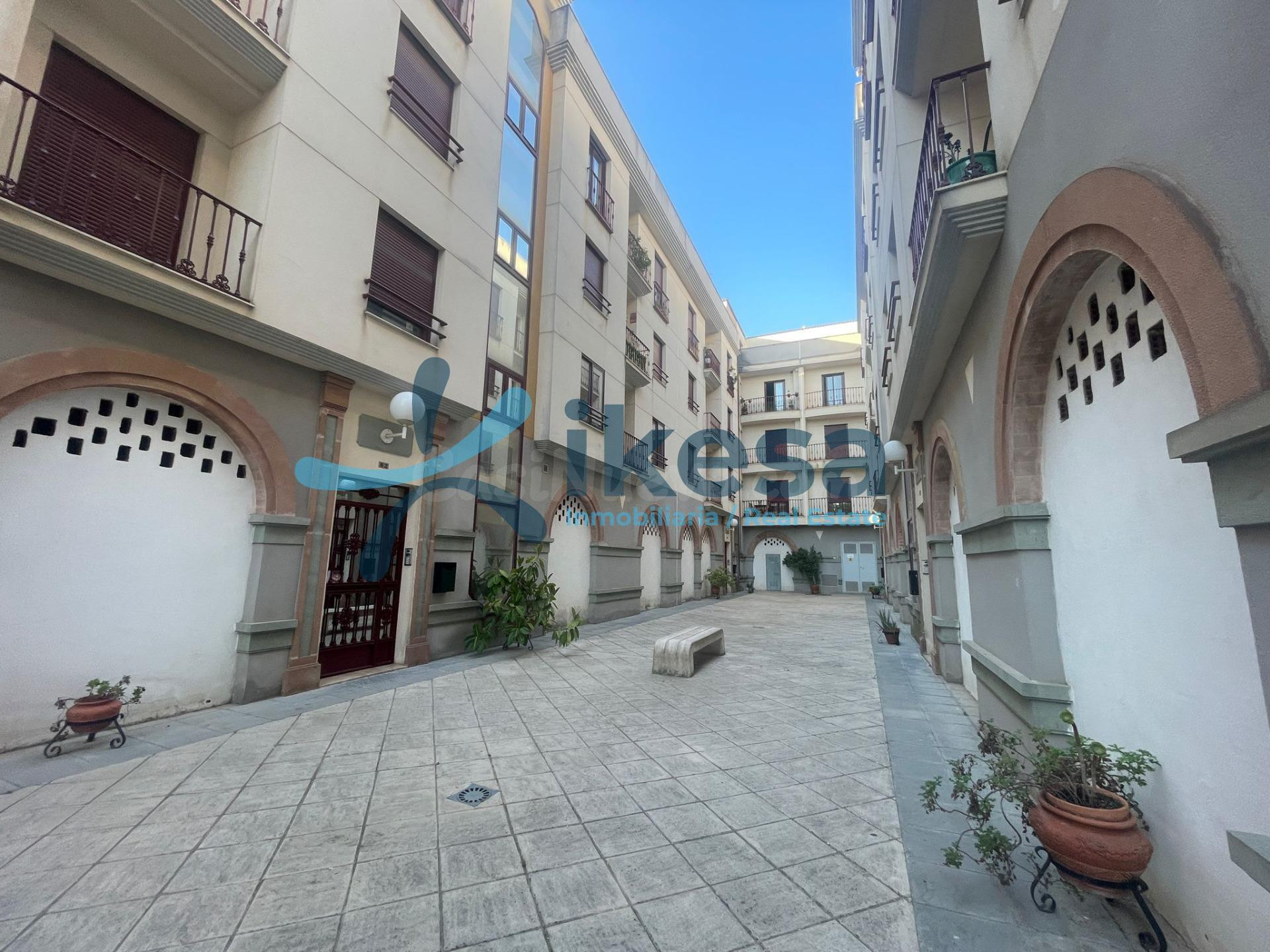 Venta de Local Comercial en Torredonjimeno, Jaén - foto 2