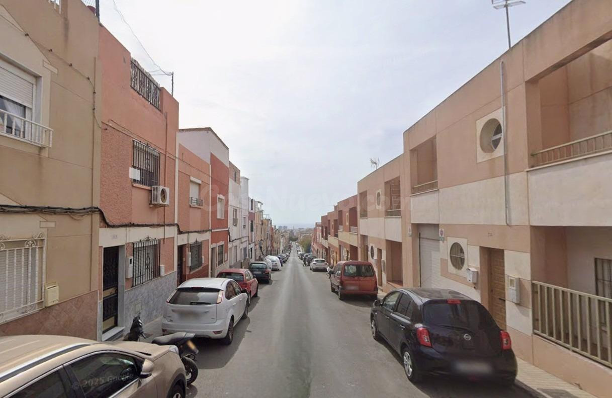 Piso en Almería. Activo inmobiliario SIN POSESIÓN, NO SE PUEDE VISITAR