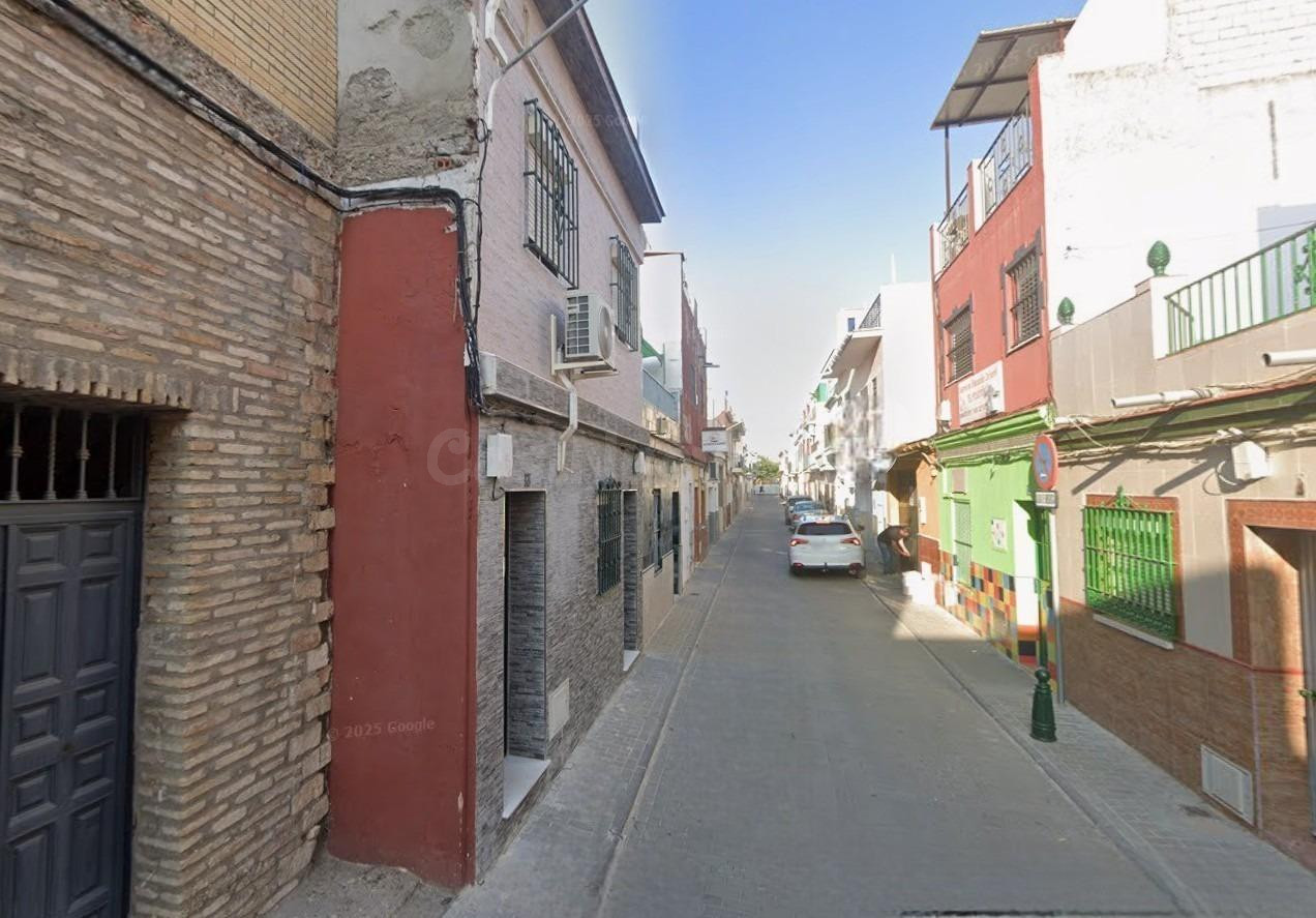 Piso en Sevilla. Activo inmobiliario SIN POSESIÓN, NO SE PUE