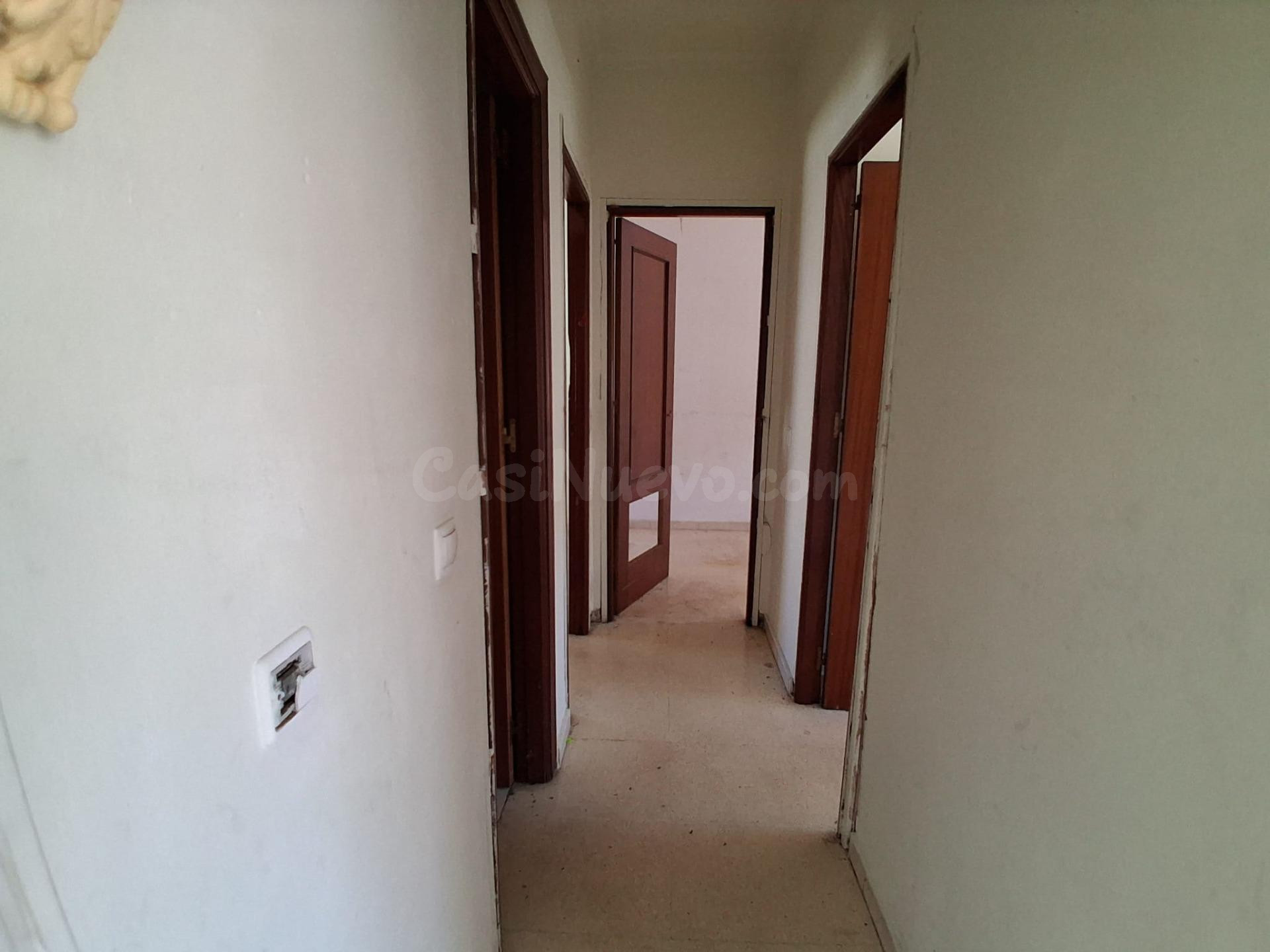 Venta de piso en Alcalá del Río (Sevilla)
