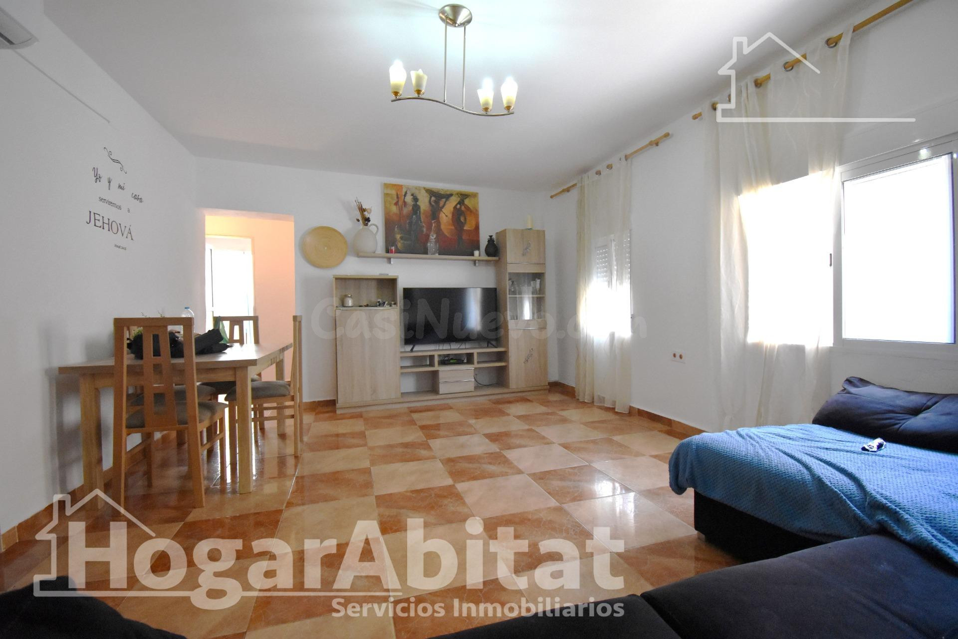 ¡ALZIRA CENTRO! AMPLIO, BONITO Y LUMINOSO CON TERRAZA Y TRASTERO