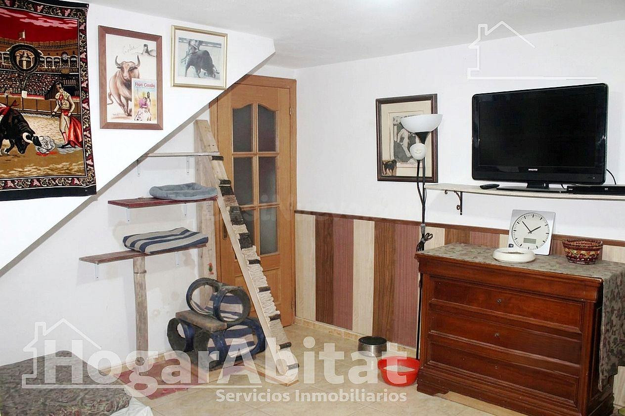¡MAGNÍFICA OPORTUNIDAD! GRAN CASA LUMINOSA Y ECONÓMICA CON TERRAZA