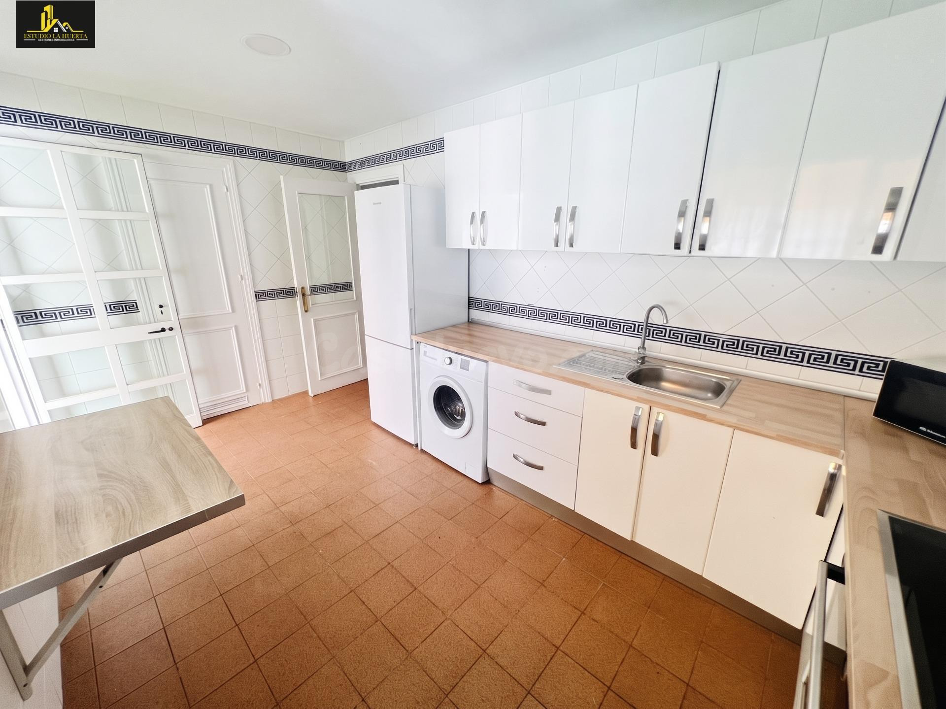 FANTÁSTICA CASA EN PARQUE ATLÁNTICO 124m2 Y 4 DORMITORIOS - foto 4