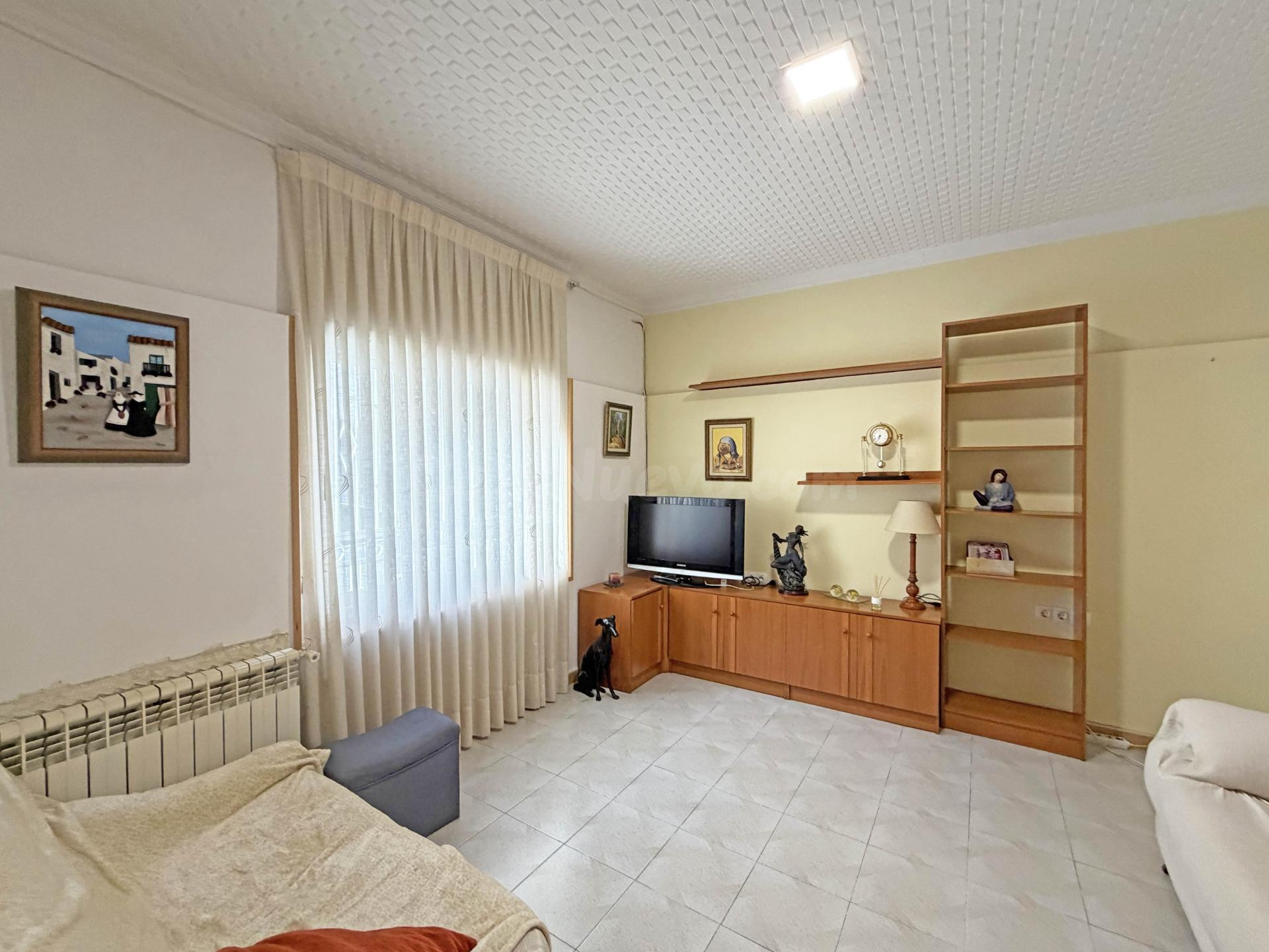 CASA ADOSADA CON TERRAZA DE 3 habitaciones EN CA N'ORIAC - foto 3