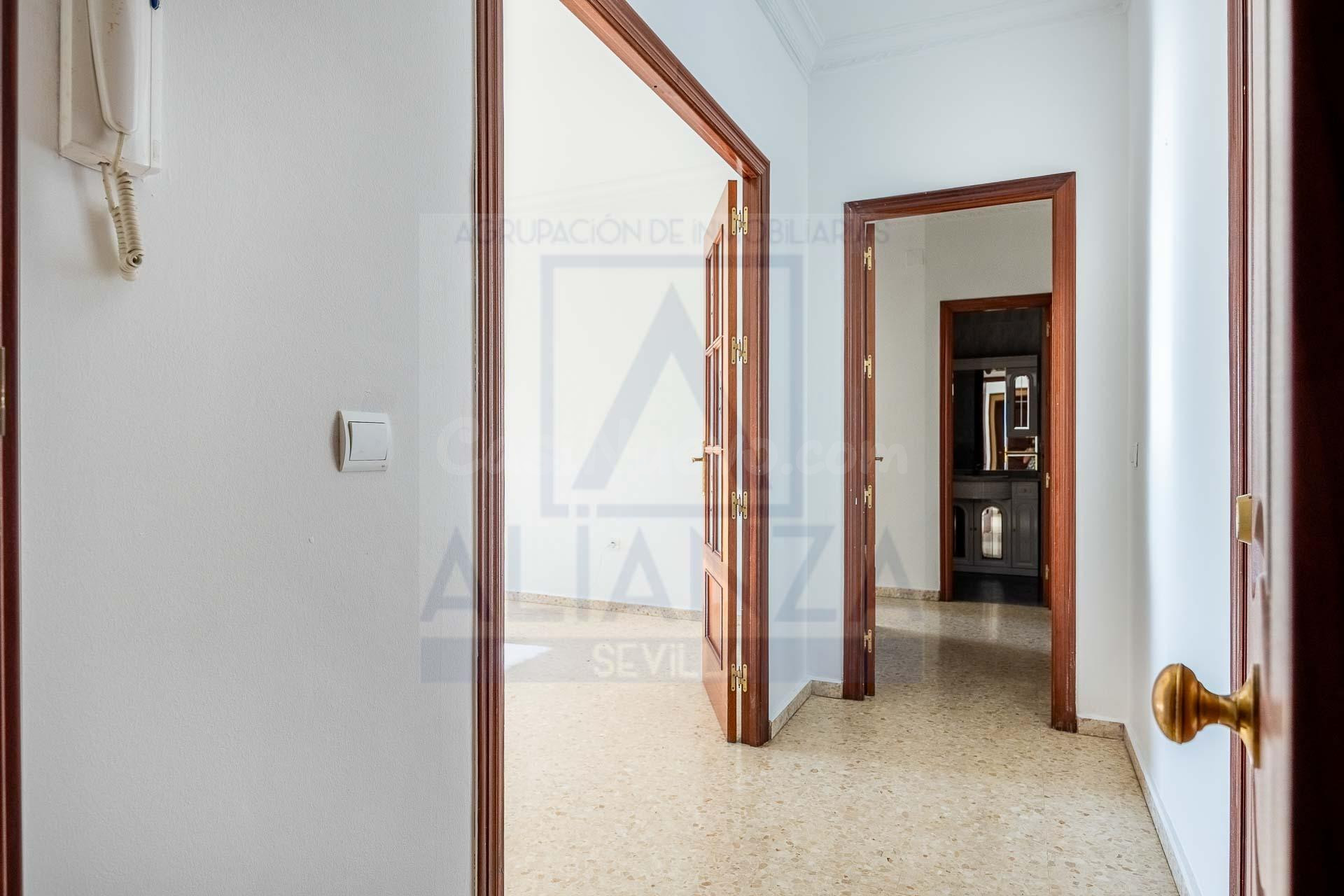 Venta de piso en Camas (Sevilla) - foto 2