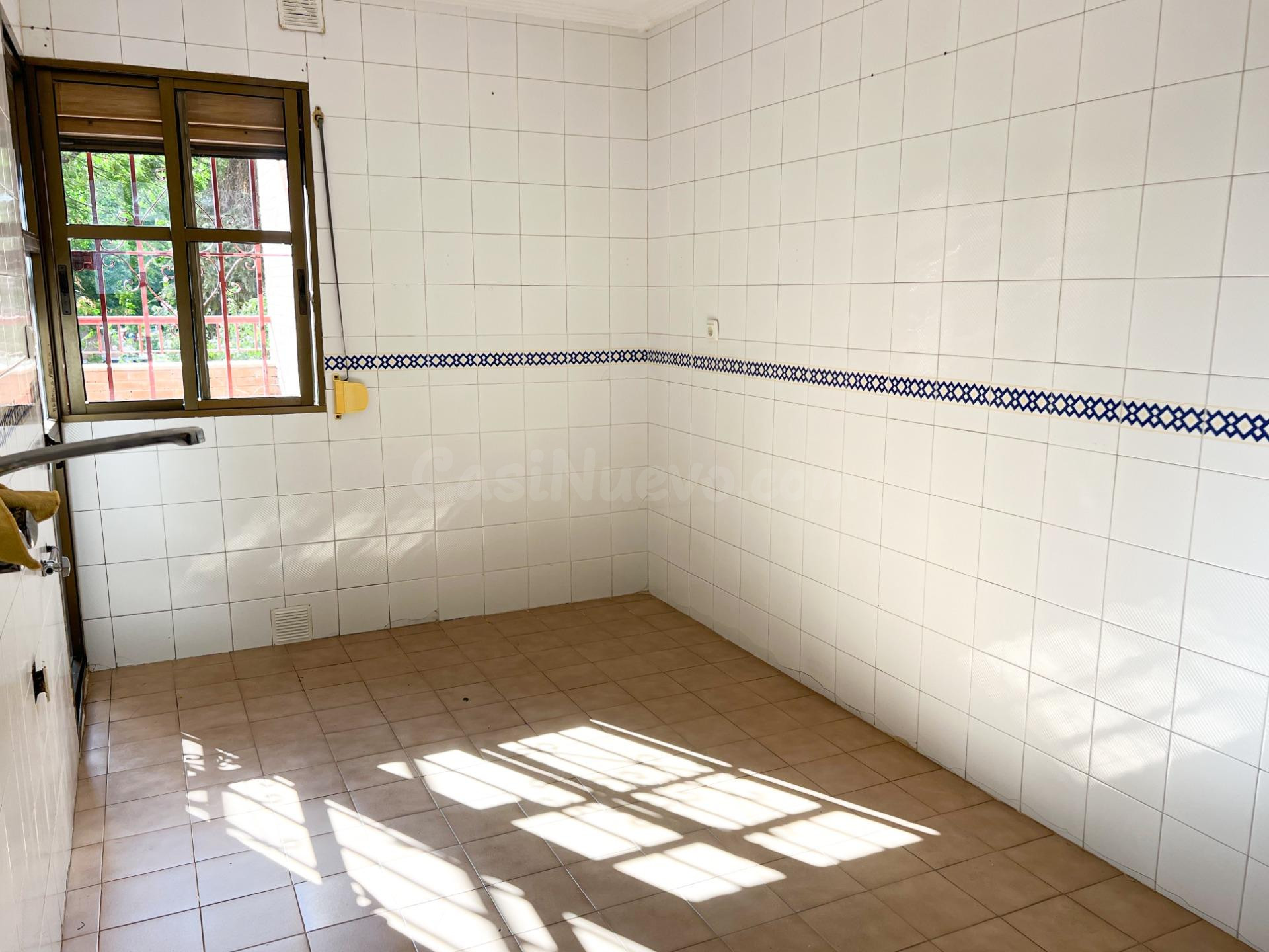 Piso en Venta - Sevilla | 3 Dormitorios | Primera Planta Ext - foto 4