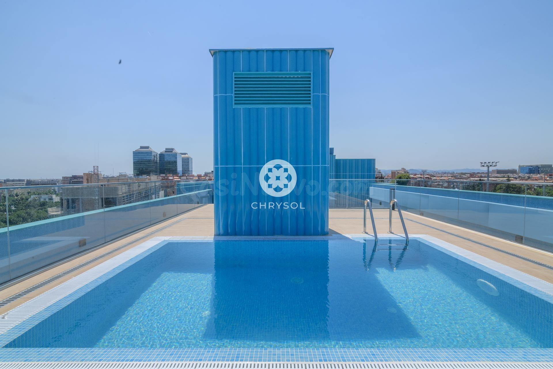 Fantástico piso con piscina, gimnasio y zona co-working