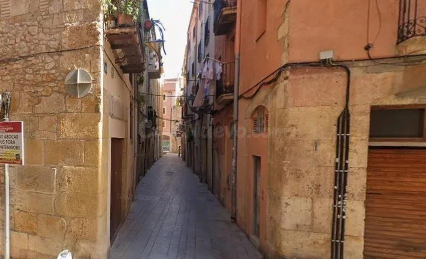 SE VENDE PISO OKUPADO en Calle Misser Sitges Nº 9 Tarragona (Tarragona)