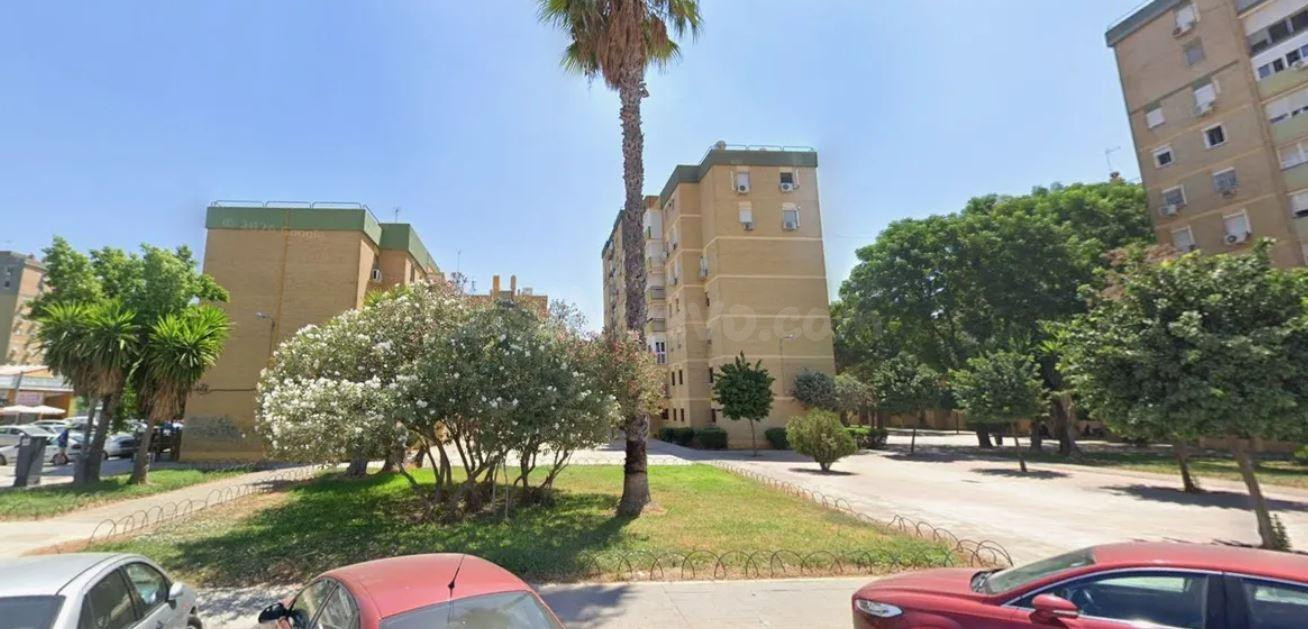 SE VENDE PISO OKUPADO en Calle LAVANDERAS Nº 6 Sevilla (Sevi - foto 3