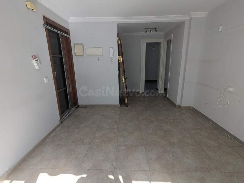 Piso en venta en Plaza Francisco Muñoz Kirri - foto 2