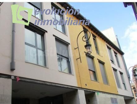 SE VENDE PLAZA DE GARAJE EN CALLE EMPEDRADA, ARANDA DE DUERO
