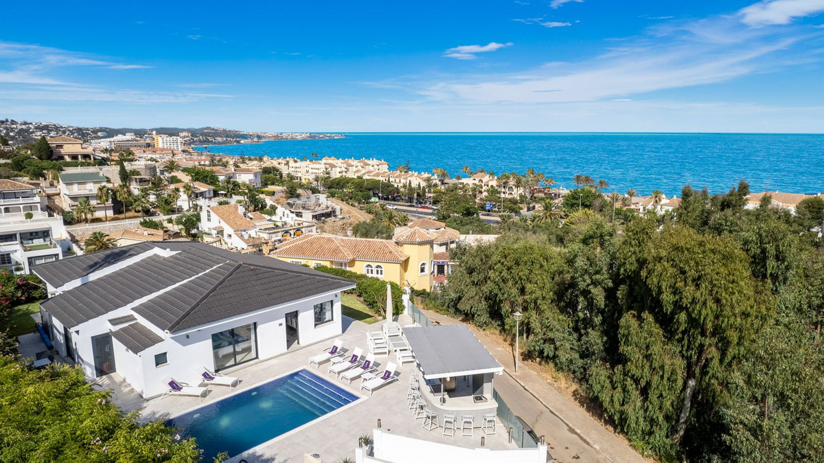 Chalet 5 habitaciones 296m² en venta - Riviera del sol