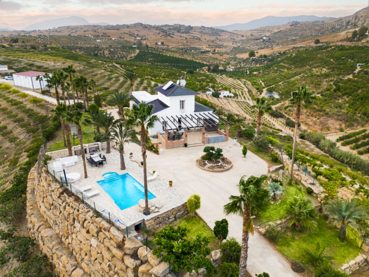 Finca rústica 4 habitaciones 589m² en venta - South of spain
