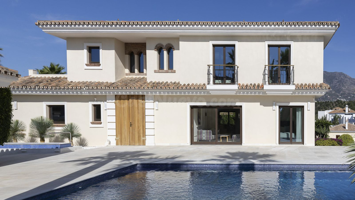 Chalet 6 habitaciones 458m² en venta - Riviera del sol