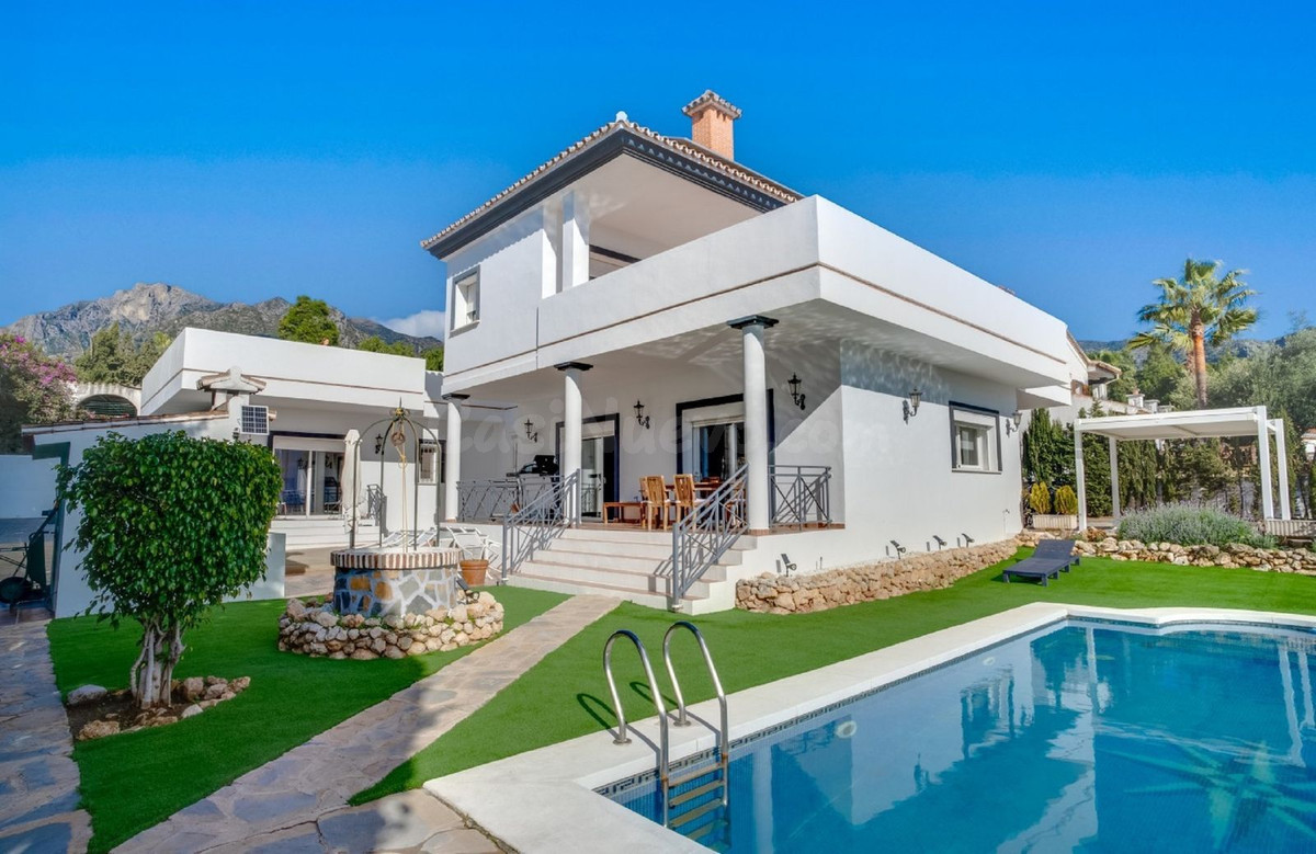 Chalet 5 habitaciones 430m² en venta - Marbella