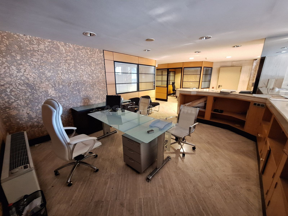 Oficina 8 habitaciones 307m² en venta - Marbella - foto 4