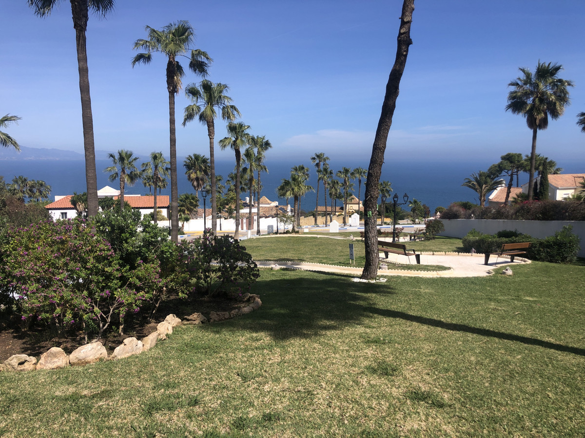 Terreno con vistas al Mediterráneo en Manilva
